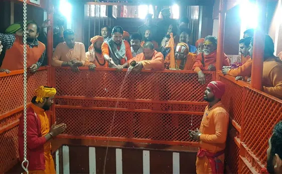 Kumbh 2019: Chief Minister Yogi Adityanath visit Prayagraj to review preparations