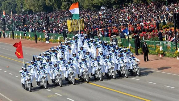 In Pics: Indian Army's Daredevils perform stunts on 70th Republic Day 