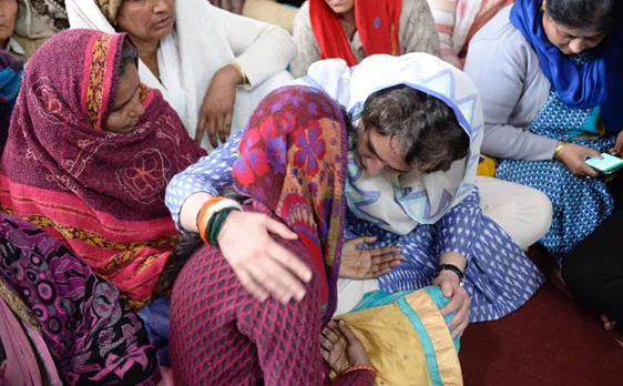 We are with you: Rahul, Priyanka tell CRPF jawan's family