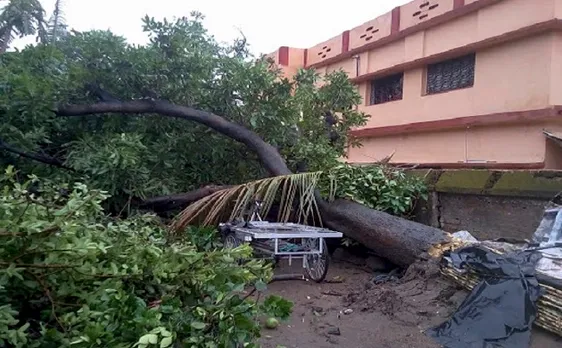 Cyclone Fani reaches Bangladesh after leaving trail of damage in West Bengal