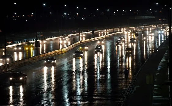 In Pictures: Light rains lash parts of Delhi, pleasant weather forecast for Saturday