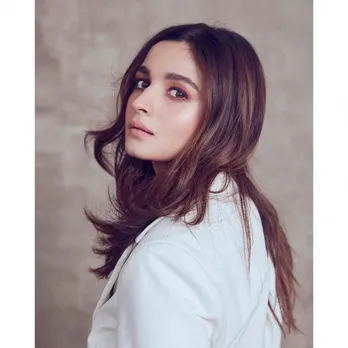 5 Top Looks To Steal From Alia Bhattâ€™s Closet