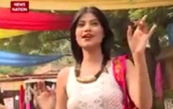 Bhabhijis go shopping at Dilli Haat