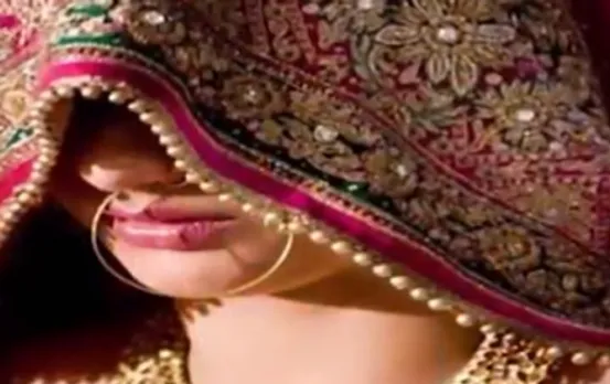 From traditional wear to glamorous world, journey of Leheriya saree