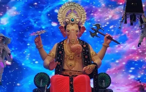 Ganesh Chaturthi: Devotees Offer Prayers At Mumbaiâ€™s Lalbaugcha Raja