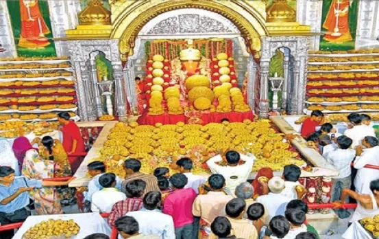 Ganesh Chaturthi: Devotees throng at Jaipurâ€™s Moti Dungri Temple