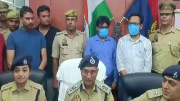 noida police
