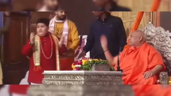 Jagadguru Rambhadracharya angry at social media influencer Abhinav Arora,