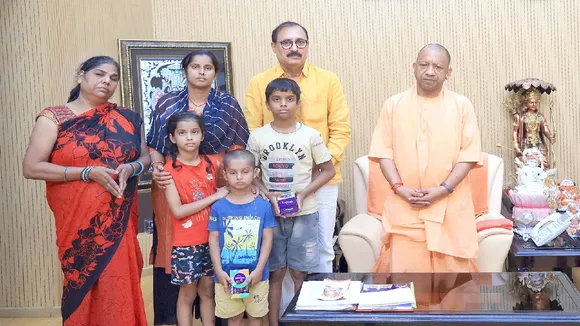 MOHIT PANDEY FAMILY