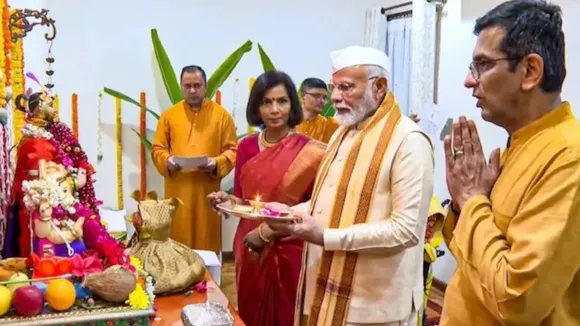 CJI Chandrachud Reacts PM Modi visits for Ganpati Pooja