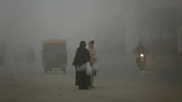 Lahore Becomes World Most Polluted City AQI 1900 Heart Asthma Patients Increase
