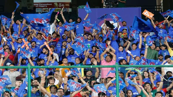 Delhi_Capitals_fans_srh_DC_IPL