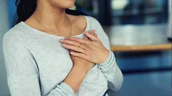Why does breast pain during periods (1)