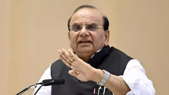 delhi lg vk saxena