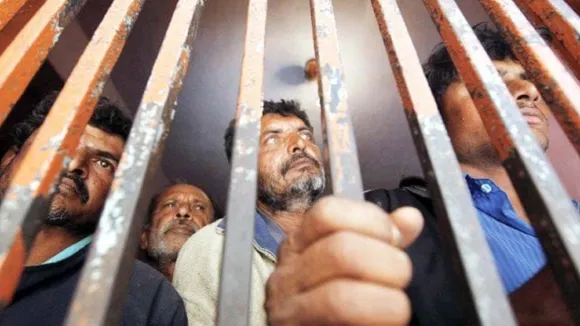 211 Indian Fishermen in Pakistani Jail Parliament Winter Session Congress MP Shaktisinh Gohil News in hindi