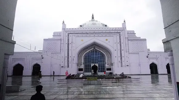 Badaun Jama Masjid Controversy