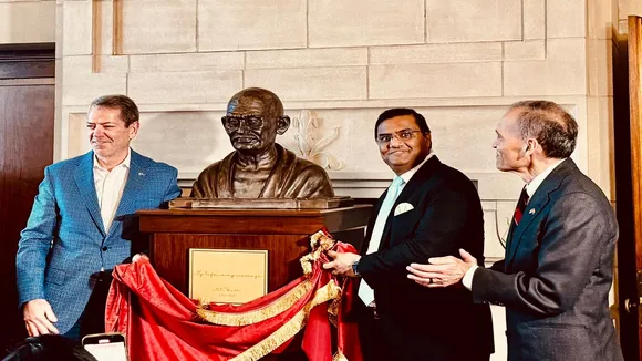 Gandhi statue unveiled in nebraska1