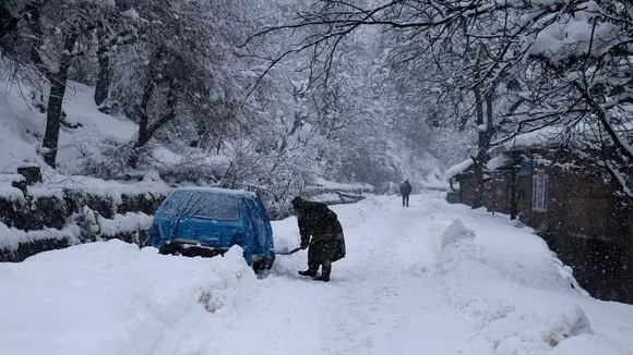 snowfall in jammu kashmir