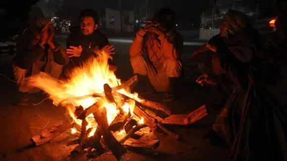 weather update in delhi 10 Dec
