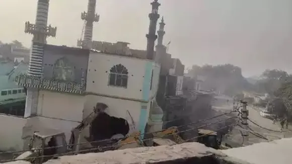 noori masjid