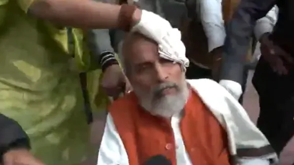Parliament Winter Session BJP MP pratap singh sarangi injured news in hindi