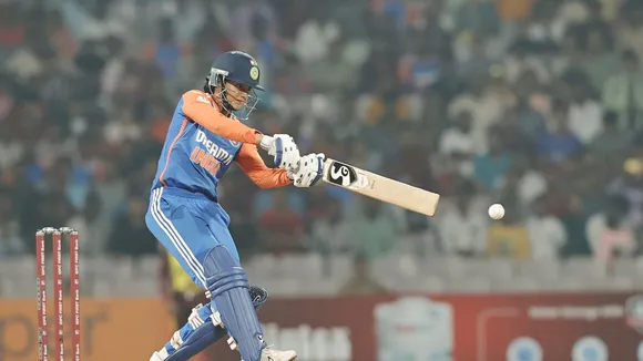 IND W vs WI W:  स्मृति मंधाना ने मचाई तबाही, वेस्टइंडीज के गेंदबाजों की जमकर धुनाई, शतक से चूकीं 