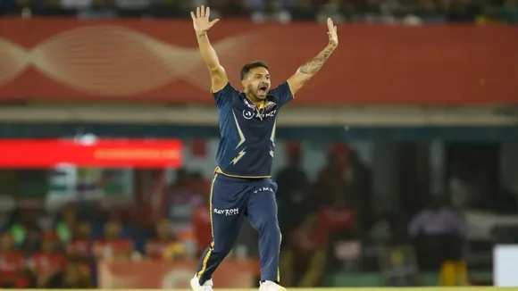 Top 3 Bowlers Who Gave the Most Runs in a Single Match in IPL History