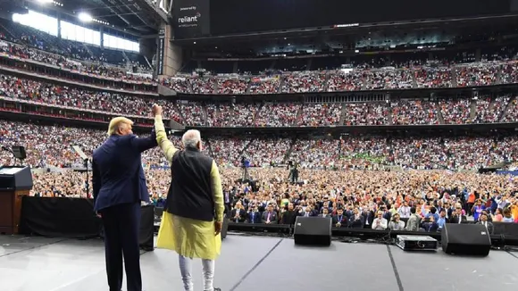   PM Modi and Donald Trump Eight meet know all previous seven meets in hindi