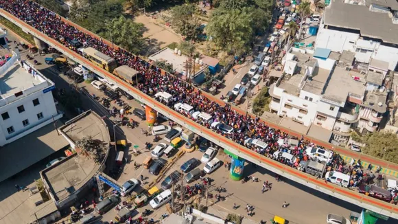 Prayagraj Mahakumbh Traffic Jam know what to do if petrol ends