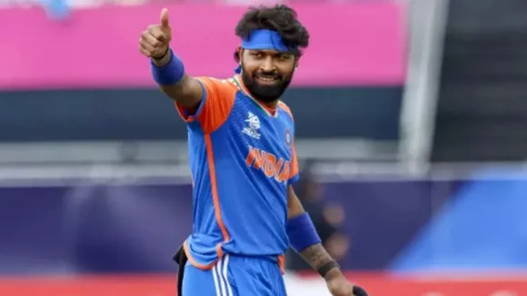Hardik Pandya Six