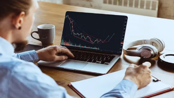 Stock market  falls 20  feb