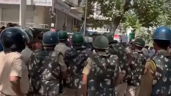 curfew imposed in Kathe Gali area of __nashik
