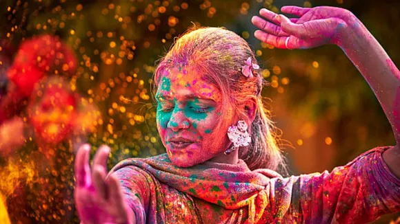 Holi Outfit Ideas For Women