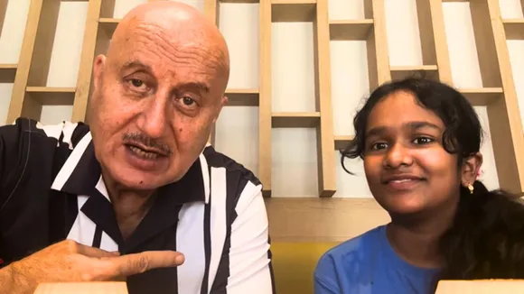 Anupam Kher Vanshika Image
