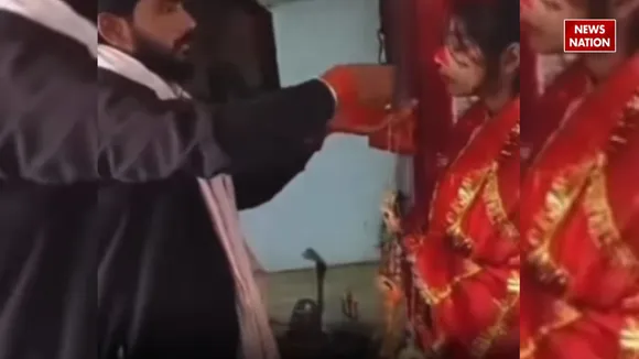 viral video couple on social media