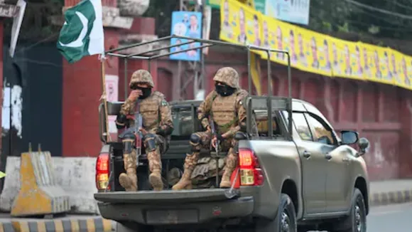 Pakistan Balochistan Rebels launch many attacks on pakistan Army and punjabi people