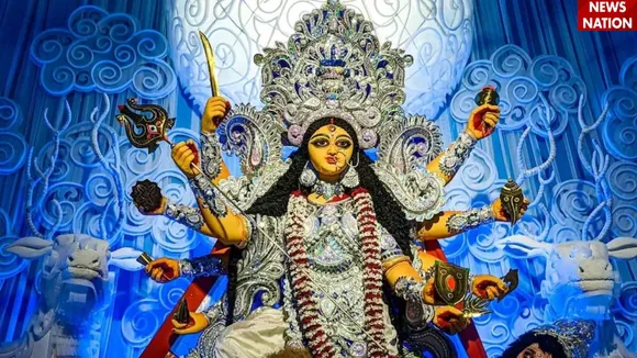 30 मार्च से माता रानी के चैत्र नवरात्रि शुरु हो रहे है. जिसको लेकर भक्तों में उत्साह नजर आ रहा है. इस पावन पर्व को मनाने के लिए कई दिन पहले से ही पूजा कि तैयारियां, घर की साफ-सफाई, साजो-सज्जा शुरु हो जाती है. 