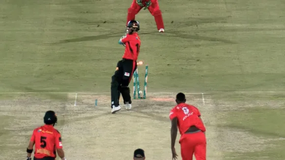 Unsold in IPL 2025 Jason Holder Shines with ball in PSL for Islamabad United takes 4 wickets  