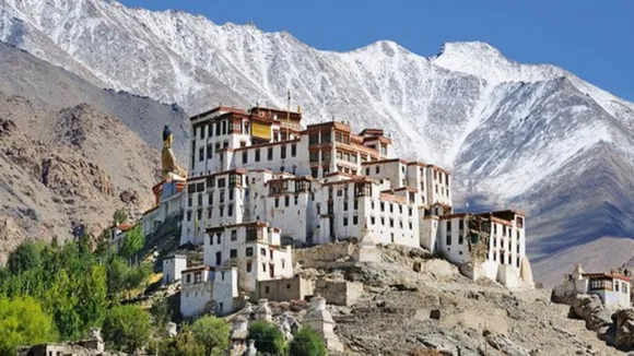 Ladakh People Scared for less number of tourism meets Amit shah