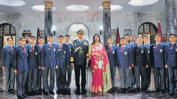 Female Cadets Passing out parade for the first time in history news in hindi