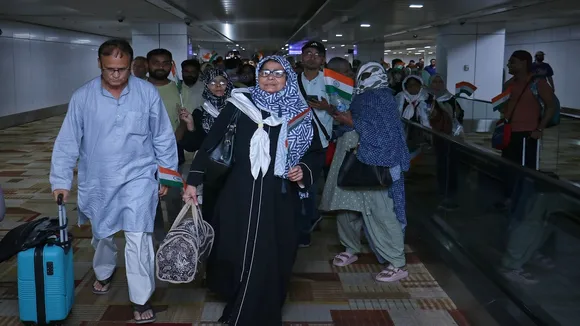 Indian Nationals  return from Iran