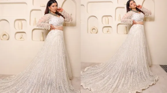 Mannara Chopra returned to Instagram after her father death she shared post and wrote emotional note