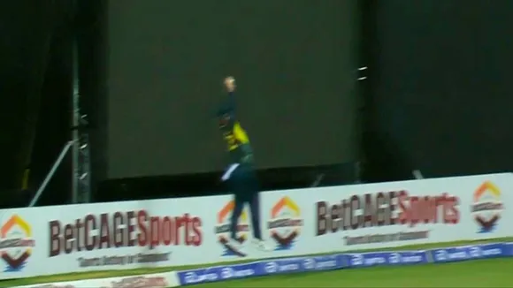 Glenn Maxwell put a stunning effort on the ropes to take nearly an impossible catch