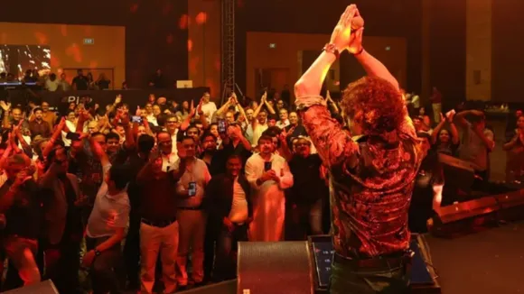 Sonu Nigam (1)