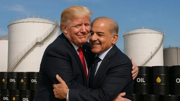 Donald Trump Big Statement on Pakistan Says maybe pakistan Sell oil to India someday