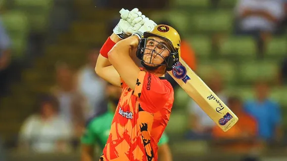 21 year old Jacob Bethell hit three consecutive sixes to santner in the mens hundred