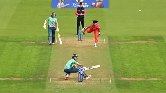 Jordan Cox smashed 4 sixes in 5 deliveries against welsh fire during mens hundred