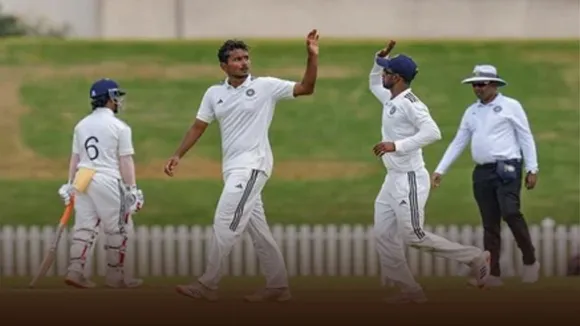 who is manishi who took 6 wickets in an inning duleep trophy 2025