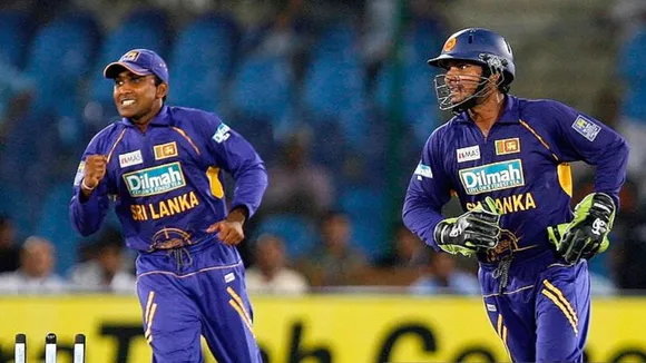 Former sri lankan mahela jayawardene holds the record of most catches in the asia cup
