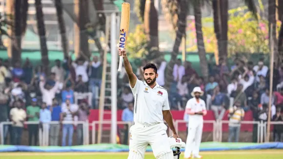 Shardul Thakur swings his bat in Duleep Trophy semi finals scored 64 runs for west zone